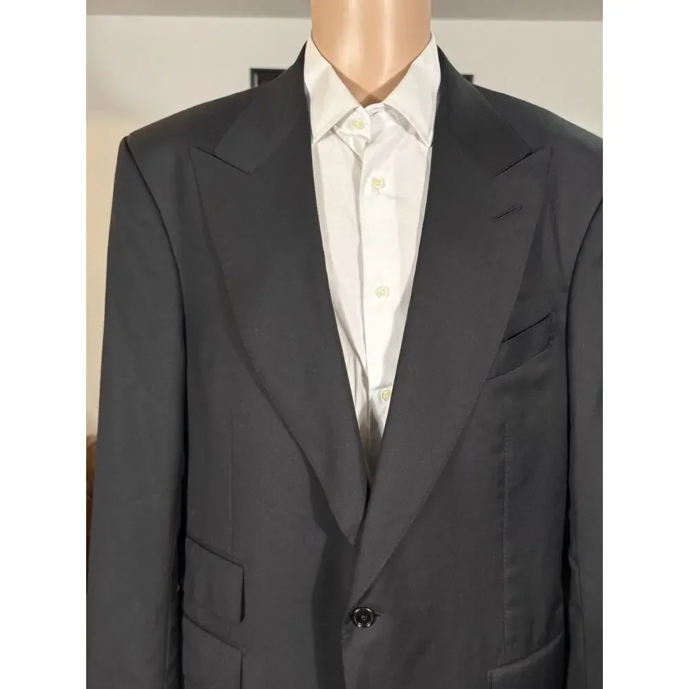 Tom Ford Black Wool Atticus 2 Piece Suit Peak Lapels 58R 48R US 40x30 EUC